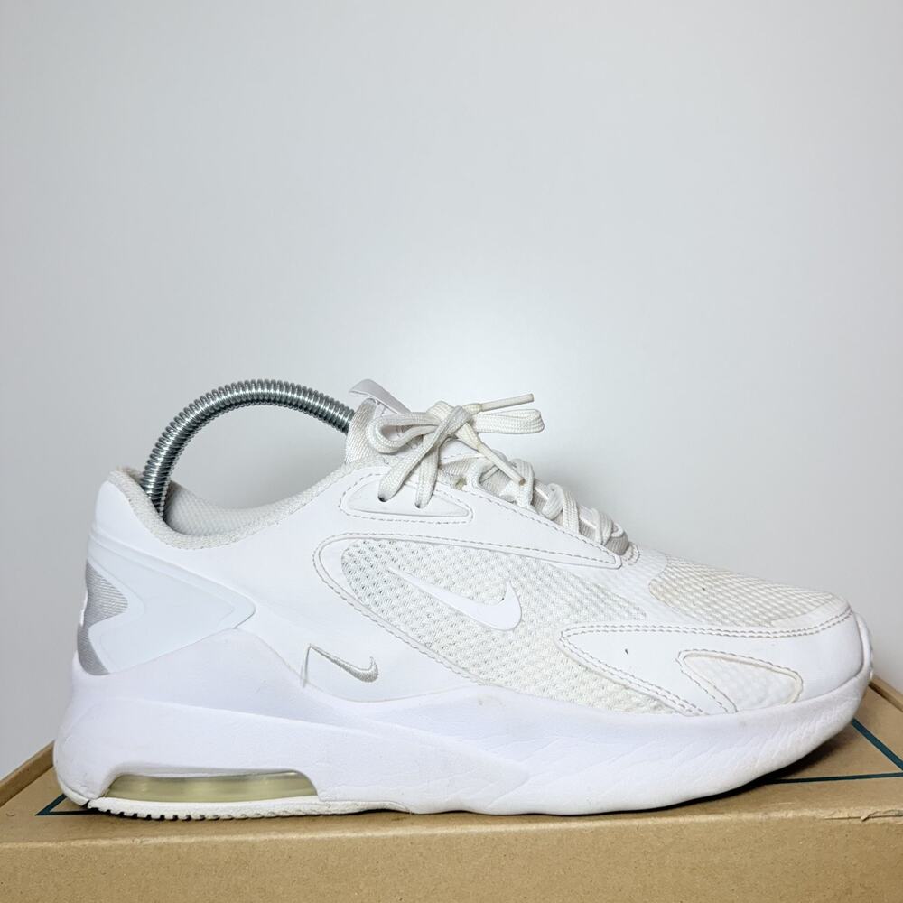 Nike Air Max Bolt Triple White Sneakers Women's Size 8 Low Top Athletic Shoes